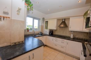 Kitchen/Diner- click for photo gallery
